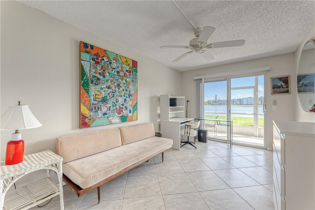 1057 Guildford East, Unit D Boca Raton, FL 33434 - Photo 6 of 38 Photo 6