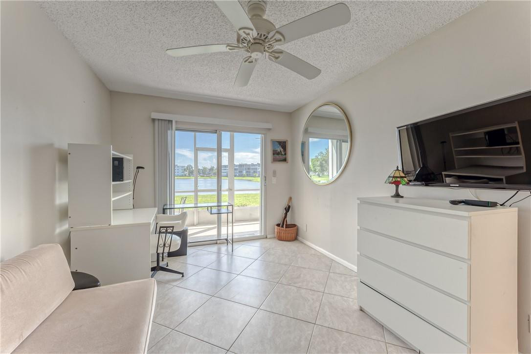 1057 Guildford East, Unit D Boca Raton, FL 33434 - Photo 7 of 38 Photo 7