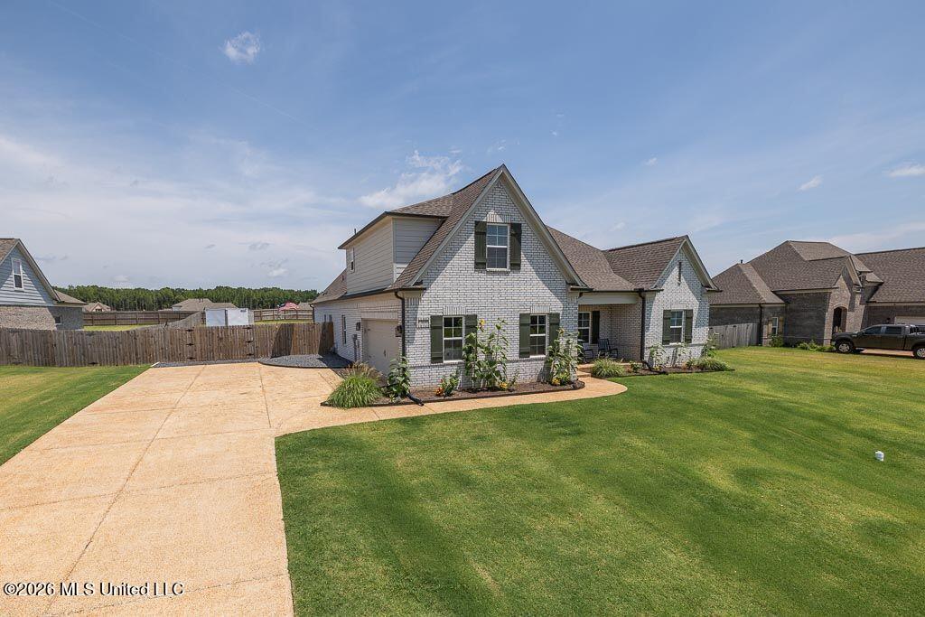 7620 Crosswinds Boulevard Hernando, MS 38632 - Photo 3 of 29 crosswinds driveway two