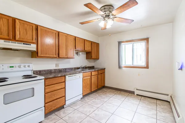 $329,000 | 1813 13 1/2 Street South, Fargo, ND 58103