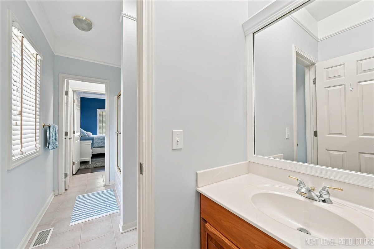 3N956 Walt Whitman Road St. Charles, IL 60175 - Photo 34 of 51 Gallery Image 34