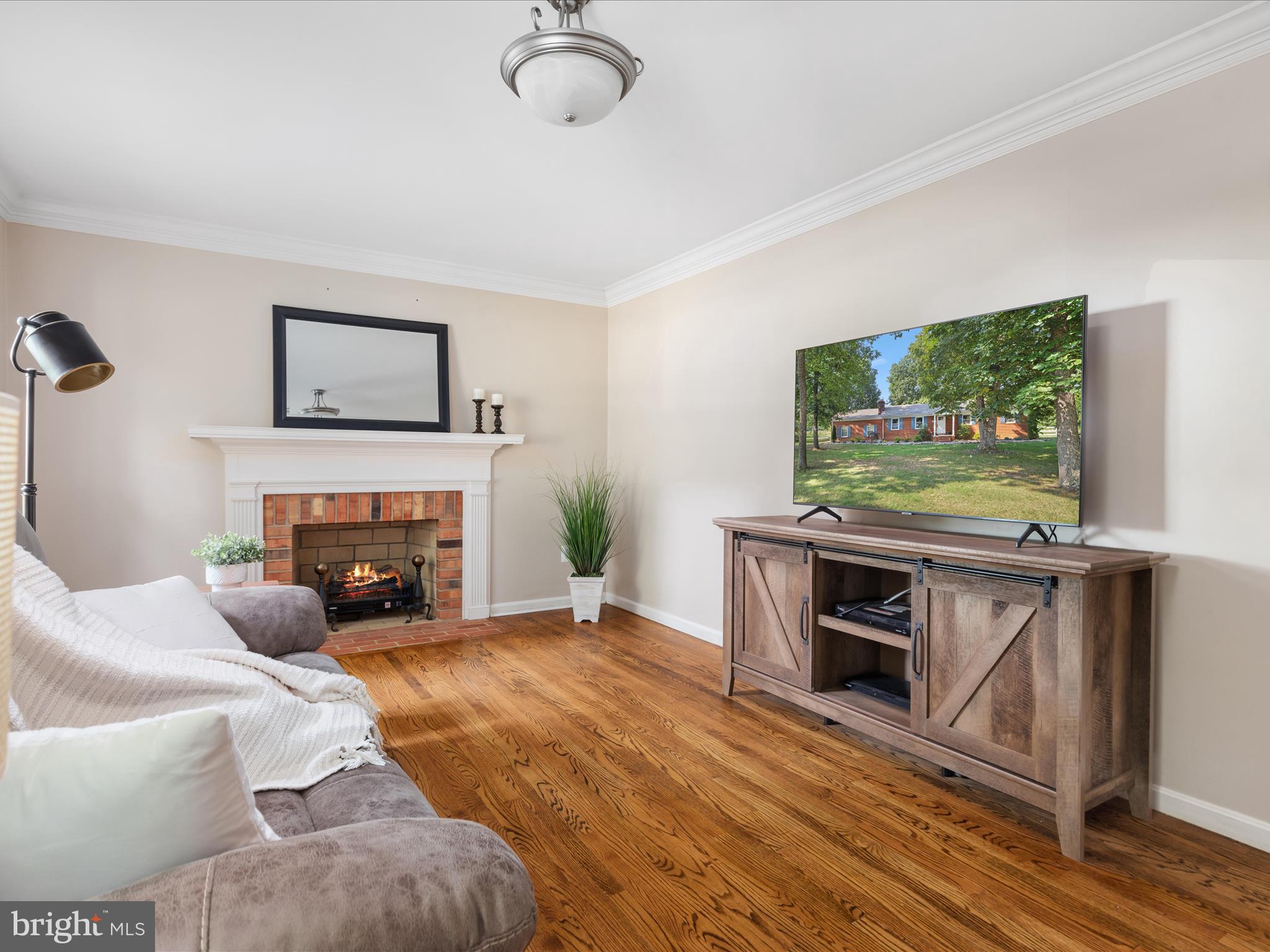 4629 Casanova Road Midland, VA 22728 - Photo 5 of 62 Gallery Image 5