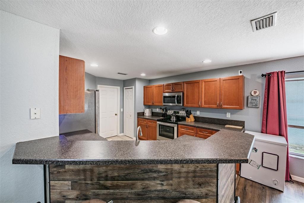 11367 Cocoa Beach Drive Riverview, FL 33569 - Photo 7 of 39