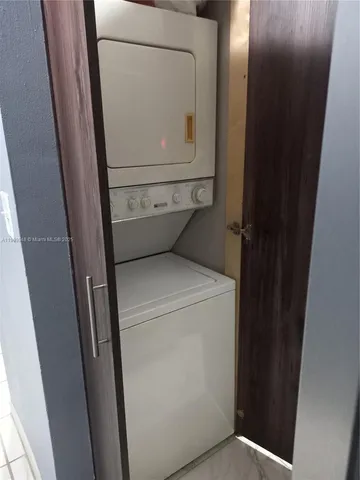 $2,300 | 11781 Southwest 18th Street, Unit 4, Miami, FL 33175