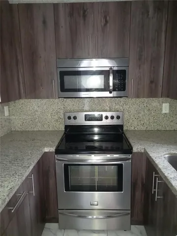 $2,300 | 11781 Southwest 18th Street, Unit 4, Miami, FL 33175