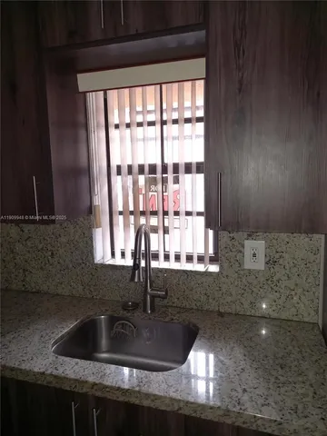 $2,300 | 11781 Southwest 18th Street, Unit 4, Miami, FL 33175