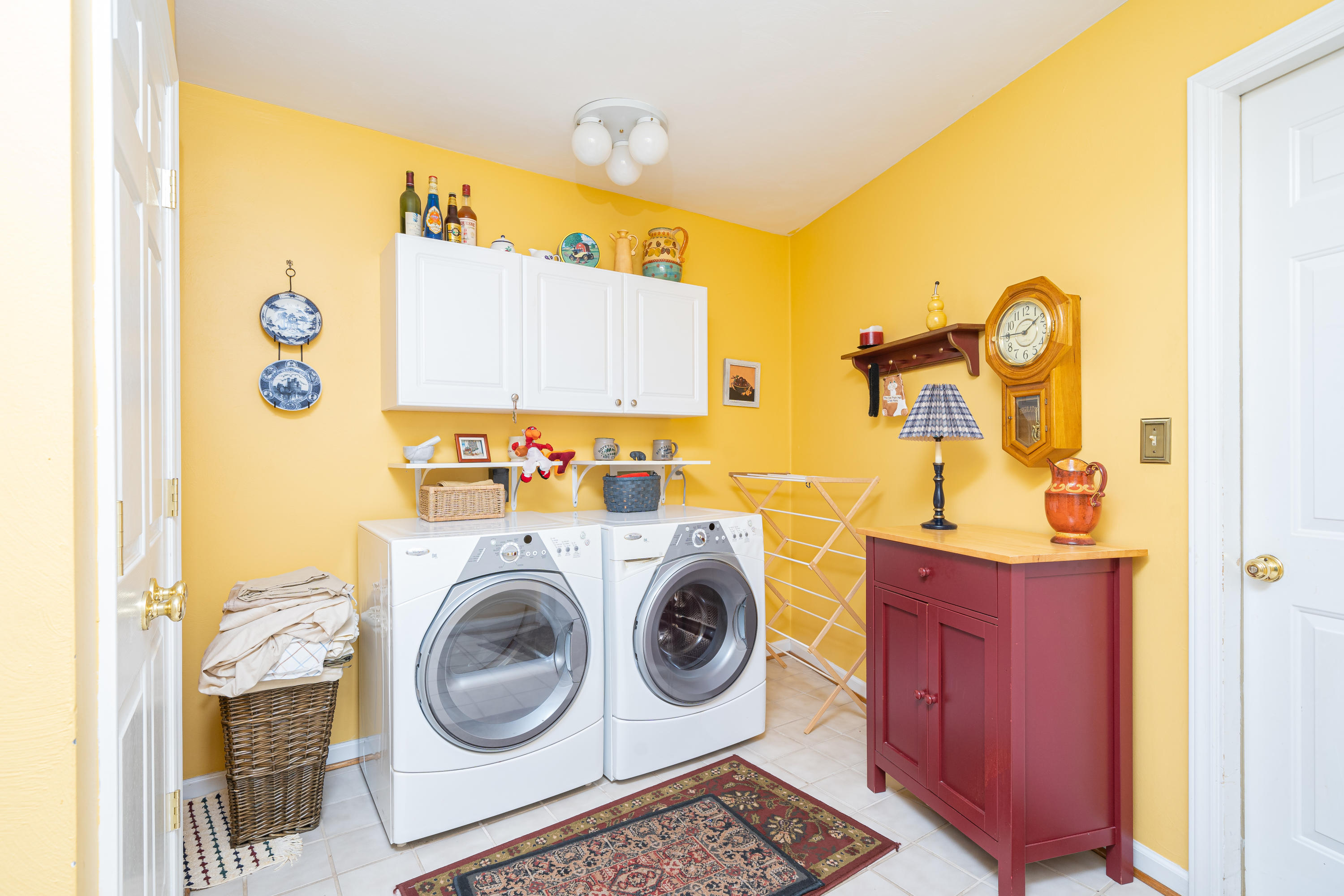 729 Ridge Trail Fincastle, VA 24090 - Photo 13 of 39 Laundry