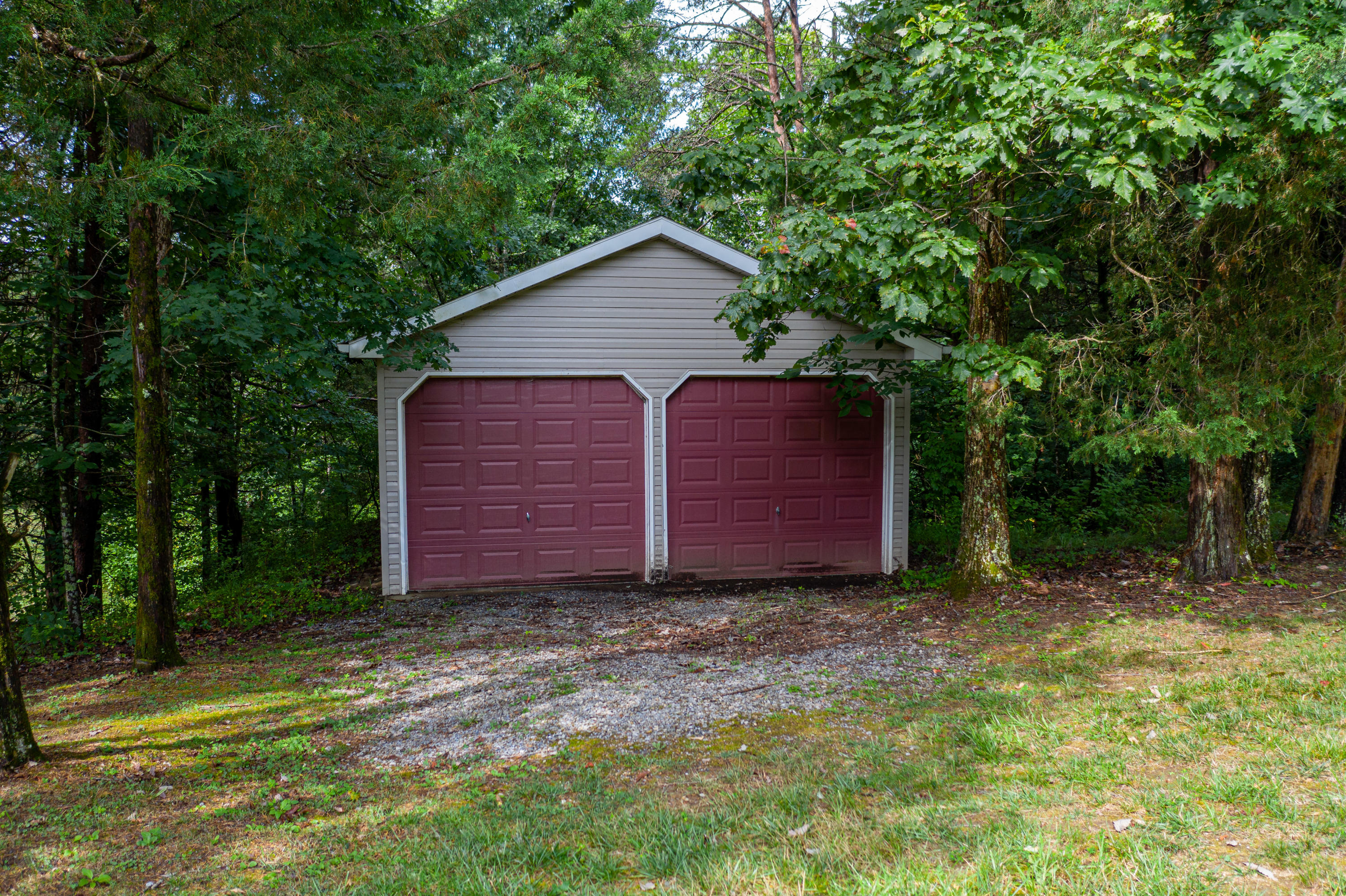 729 Ridge Trail Fincastle, VA 24090 - Photo 36 of 39 Detached Garage