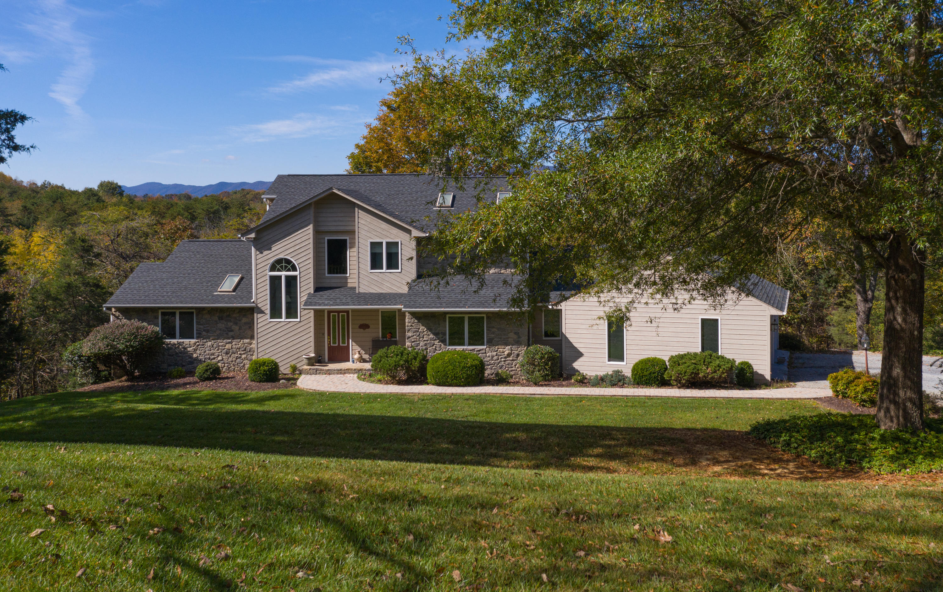 729 Ridge Trail Fincastle, VA 24090 - Photo 39 of 39 Front