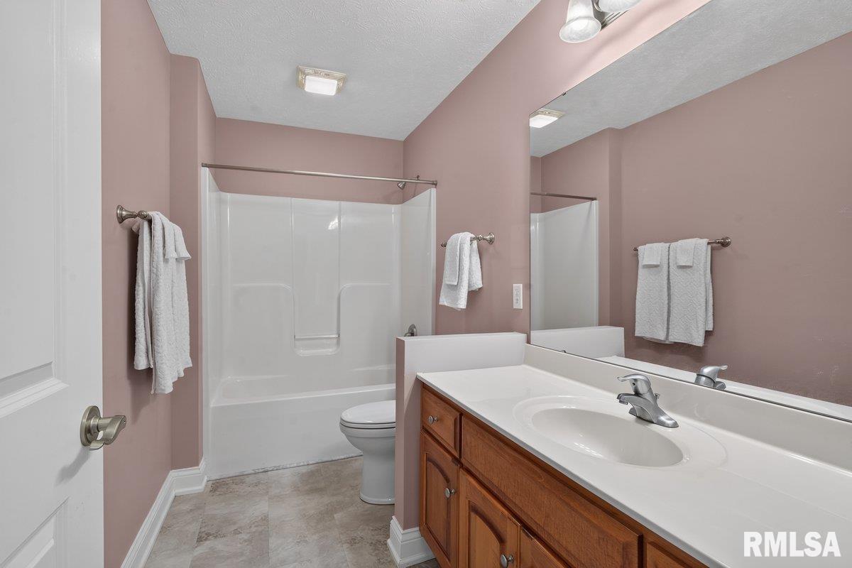 5303 Biltmore Drive Springfield, IL 62711 - Photo 18 of 24