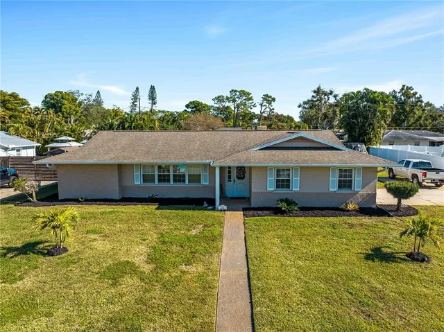 $680,000 | 2003 49th Street West, Bradenton, FL 34209