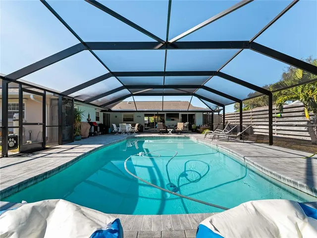 $680,000 | 2003 49th Street West, Bradenton, FL 34209