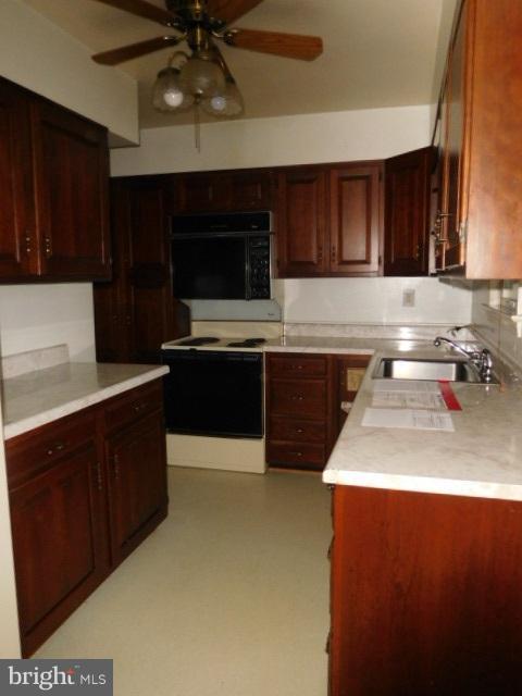7114 Riverdale Road Lanham, MD 20706 - Photo 2 of 8 Kitchen