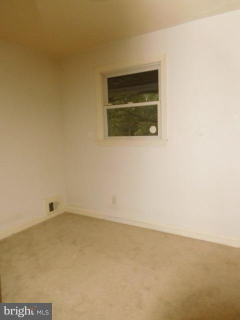 7114 Riverdale Road Lanham, MD 20706 - Photo 7 of 8 Bedroom