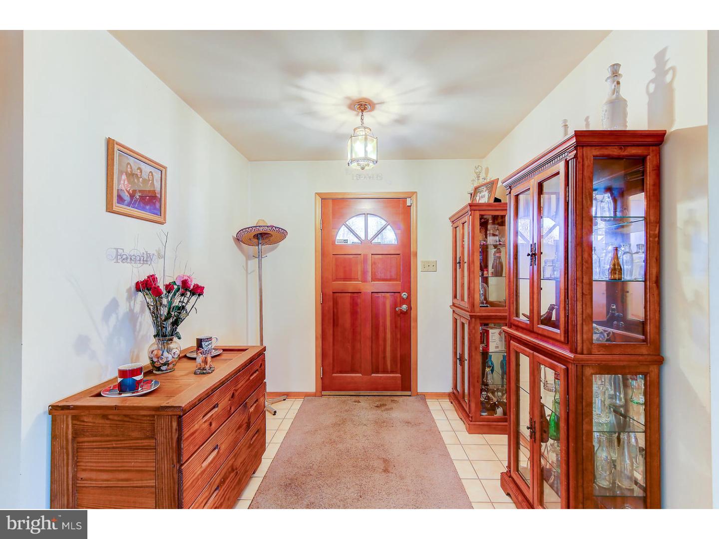 35 Wynn Road Vincentown, NJ 08088 - Photo 2 of 23 Foyer