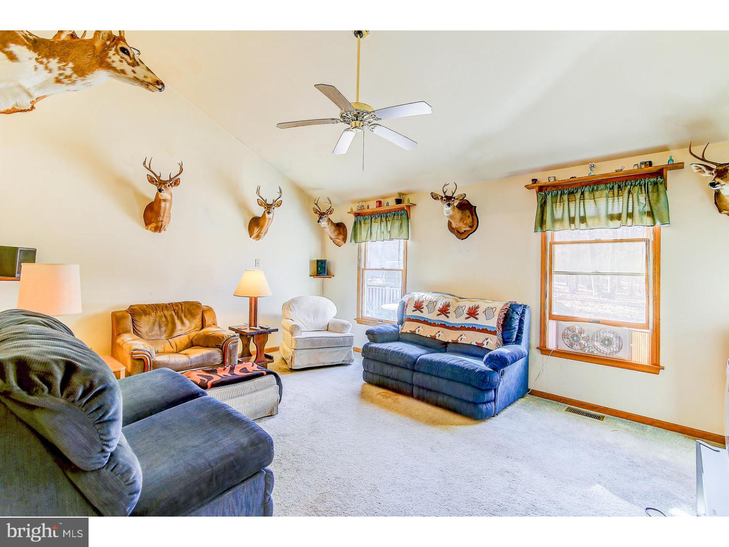 35 Wynn Road Vincentown, NJ 08088 - Photo 8 of 23 Living Room