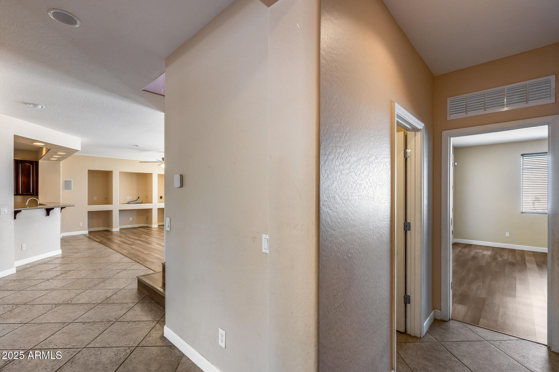 7720 South 22nd Lane Phoenix, AZ 85041 - Photo 28 of 82