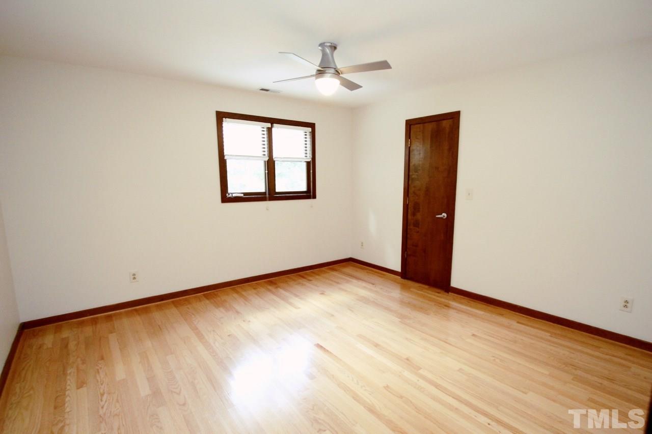 122 Queensferry Road Cary, NC 27511 - Photo 16 of 25 an empty room with a window