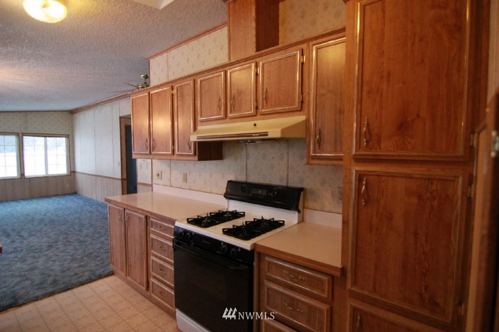 7401 Wheeler Road Maple Falls, WA 98266 - Photo 17 of 25 Gallery Image 17