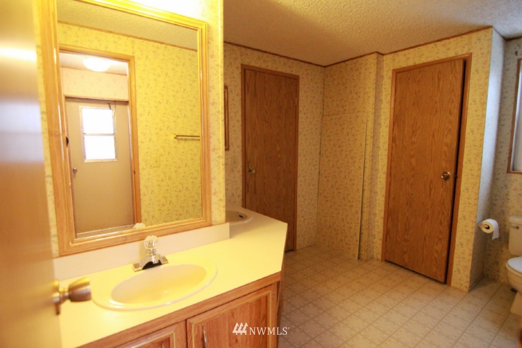 7401 Wheeler Road Maple Falls, WA 98266 - Photo 23 of 25 Gallery Image 23