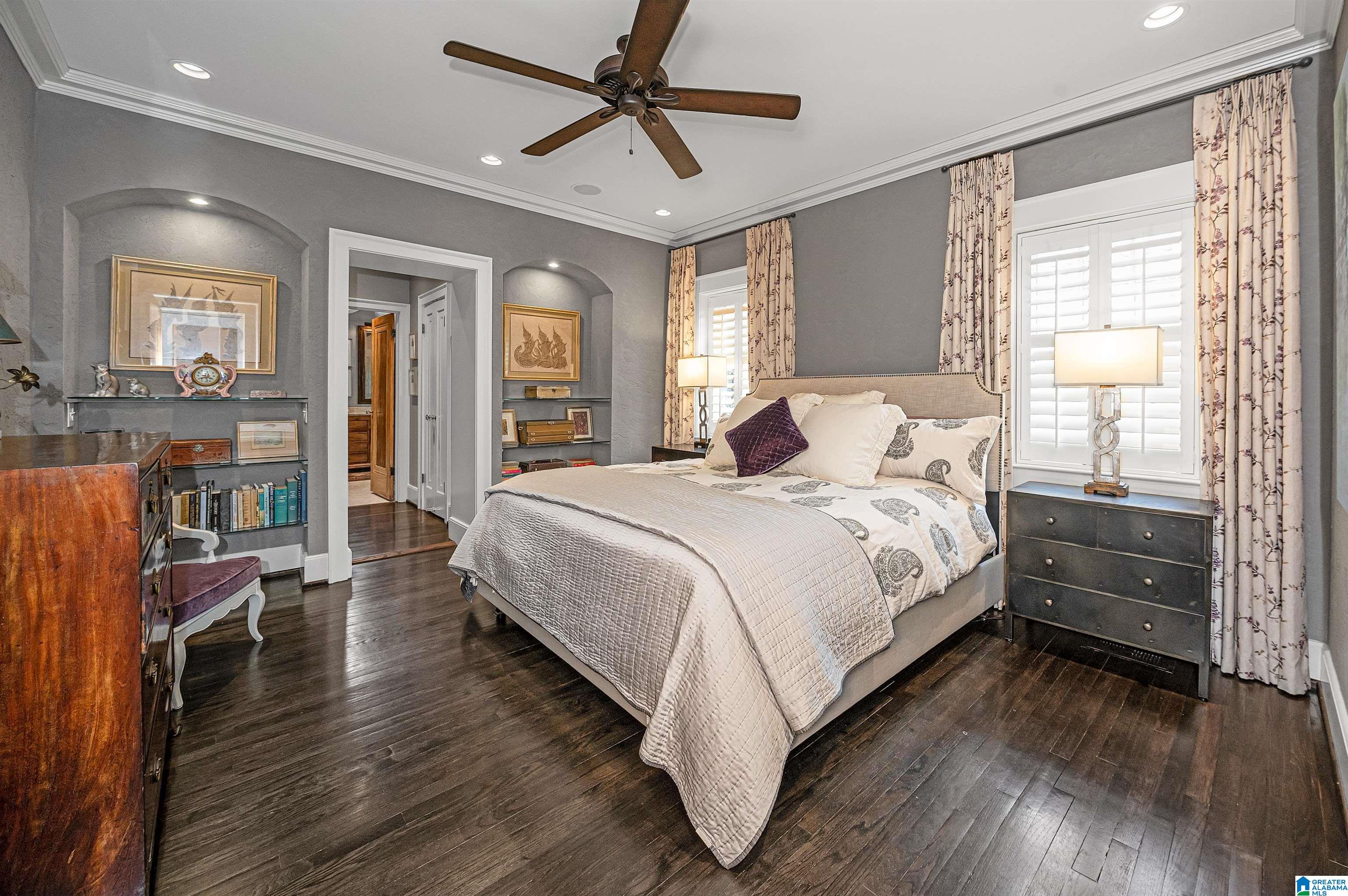 308 La Playa Place Birmingham, AL 35209 - Photo 13 of 32