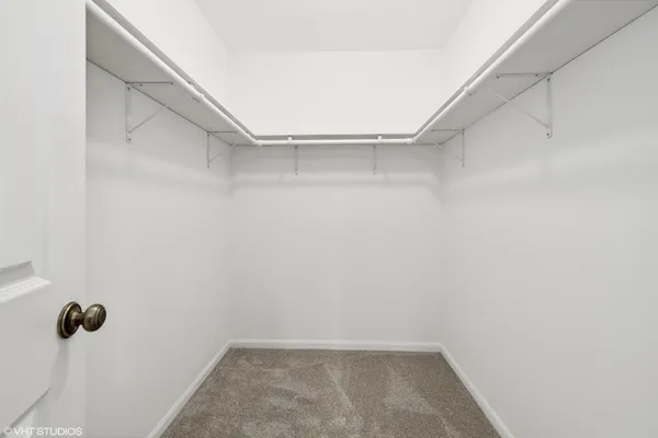 $2,600 | 184 Brook Lane, Unit 350, Vernon Hills, IL 60061