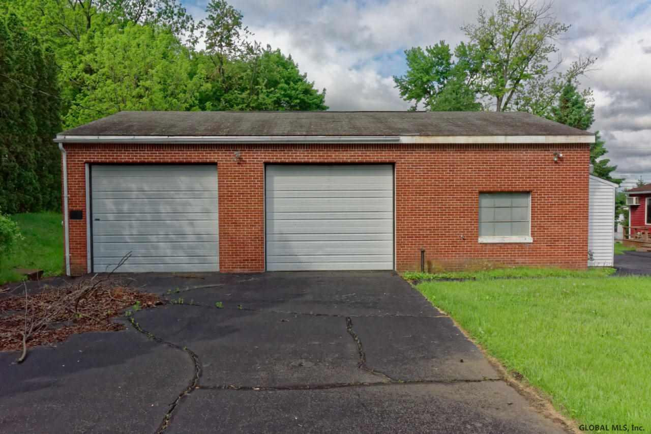 29 Ridge Road East Greenbush, NY 12144 - Photo 4 of 29 Photo 4