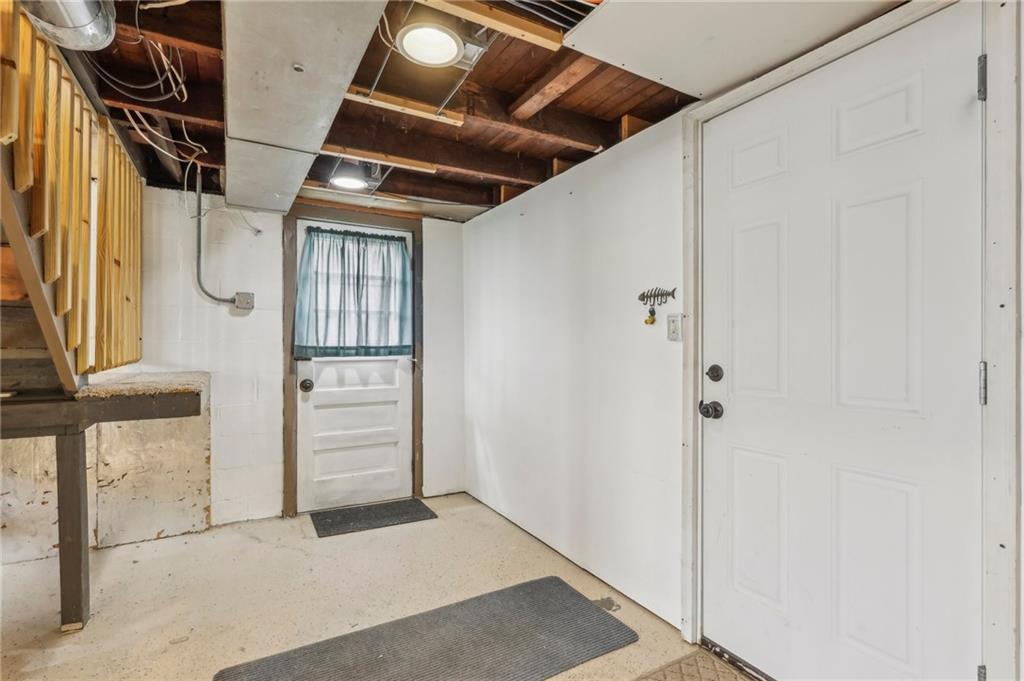 130 Warren Road Warrendale, PA 15086 - Photo 37 of 46 Gallery Image 37