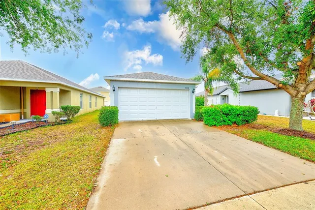 a front view of house with yard