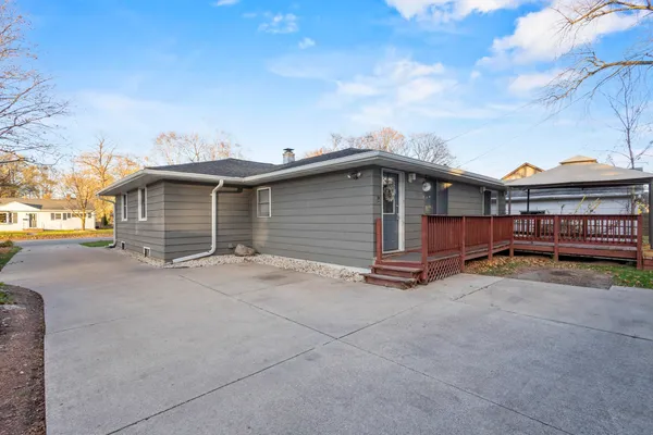 $334,900 | 1437 East Glendale Avenue, Appleton, WI 54911