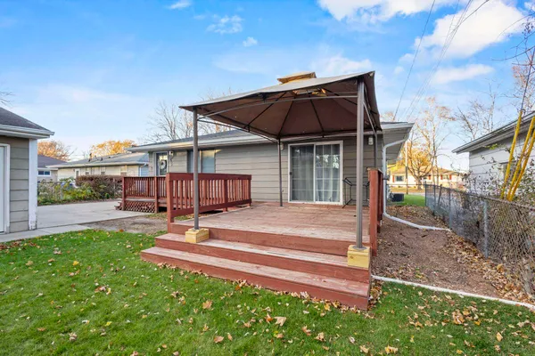 $334,900 | 1437 East Glendale Avenue, Appleton, WI 54911
