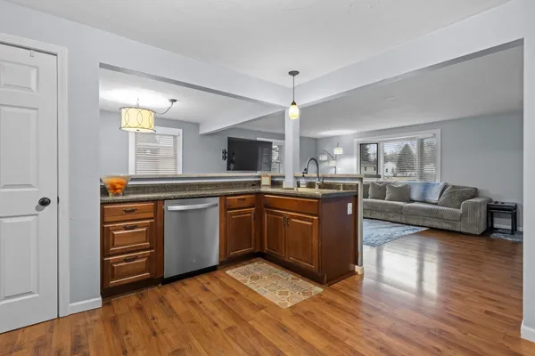 $334,900 | 1437 East Glendale Avenue, Appleton, WI 54911