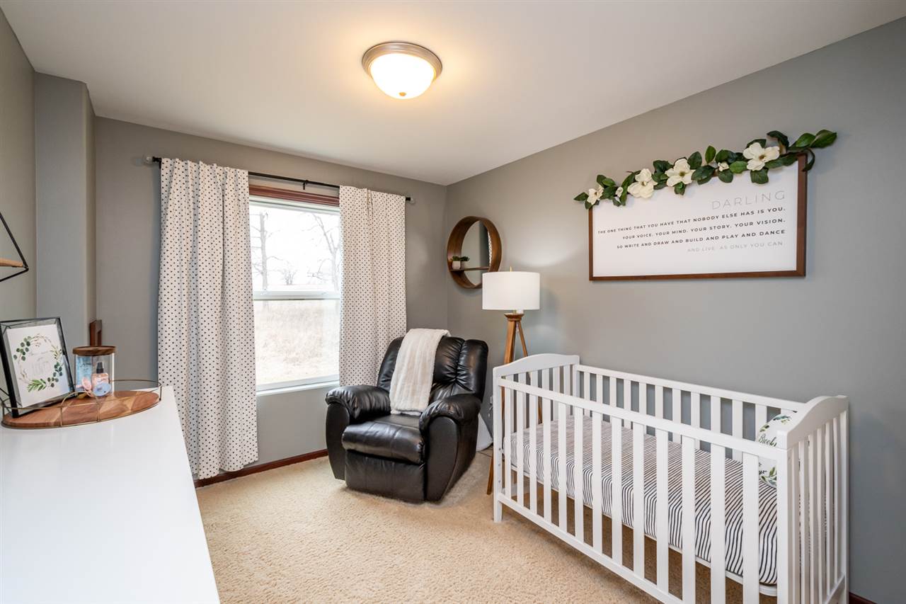 5806 Ruhd Street Southwest Cedar Rapids, IA 52404 - Photo 12 of 20 Gallery Image 12