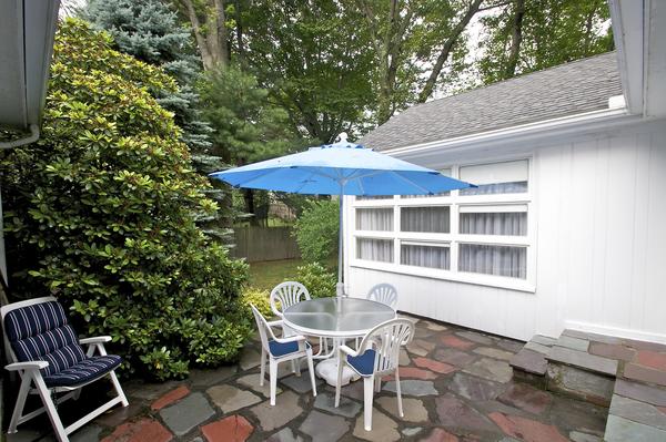 33 Pine Hill Road Swampscott, MA 01907 - Photo 19 of 28 Gallery Image 19