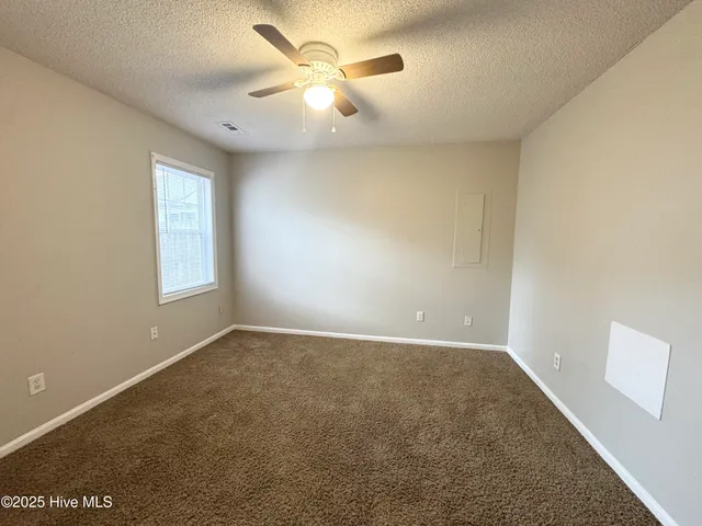 $1,467 | 203 Oakwood Lane, Elizabeth City, NC 27909