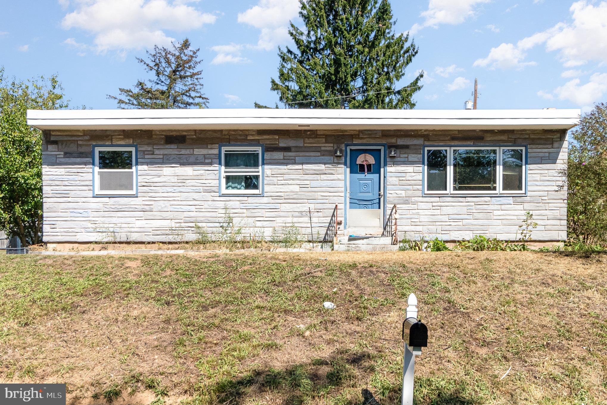 117 Brompton Road Hummelstown, PA 17036 - Photo 2 of 26 Gallery Image 2