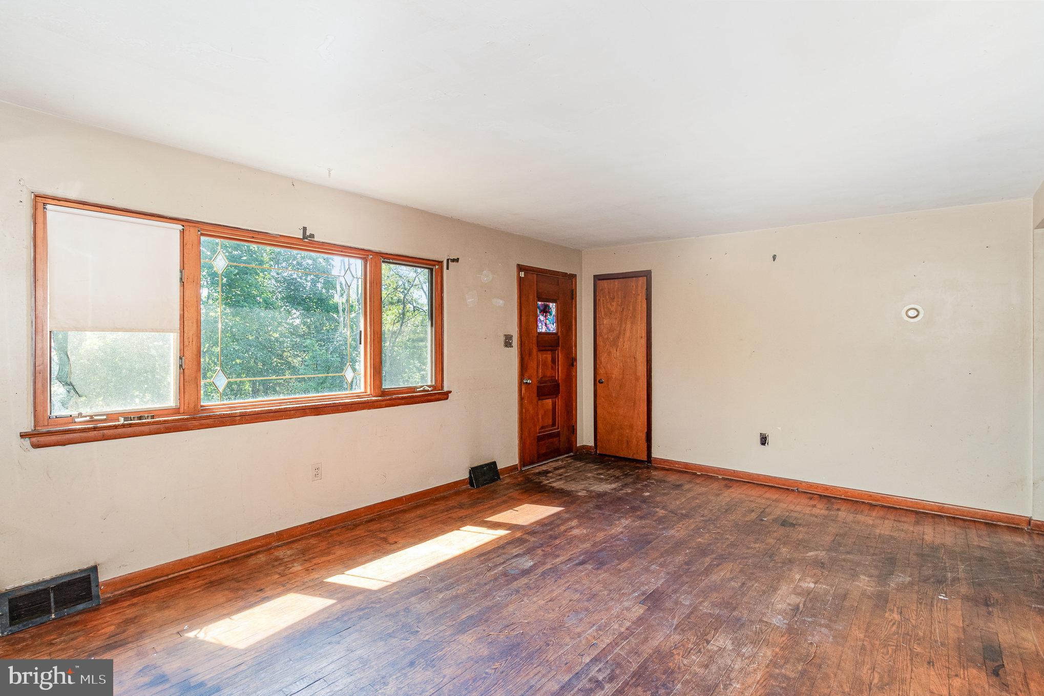 117 Brompton Road Hummelstown, PA 17036 - Photo 4 of 26 Gallery Image 4