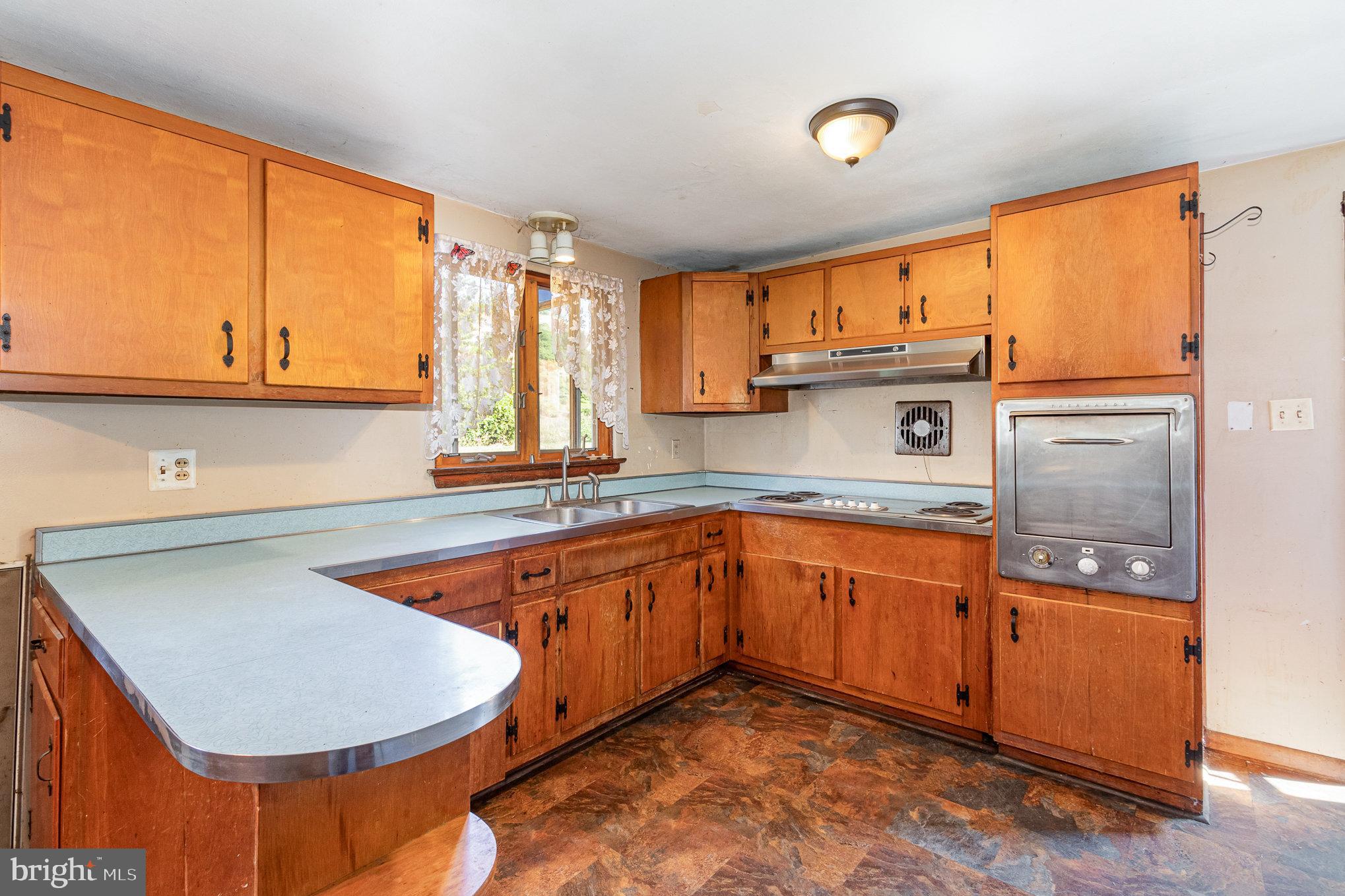 117 Brompton Road Hummelstown, PA 17036 - Photo 8 of 26 Gallery Image 8