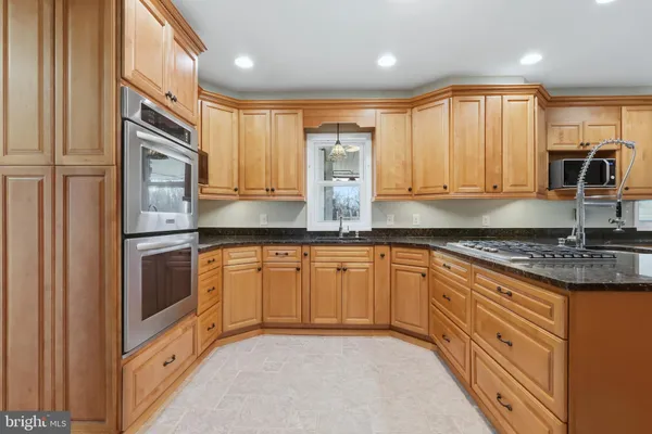 $899,999 | 12920 Hillcrest Place, Charlotte Hall, MD 20622