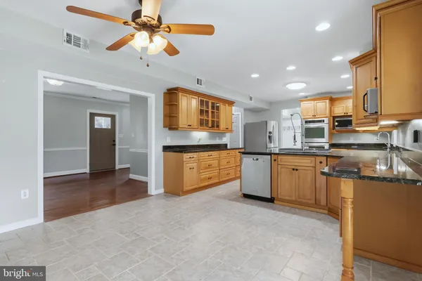 $899,999 | 12920 Hillcrest Place, Charlotte Hall, MD 20622