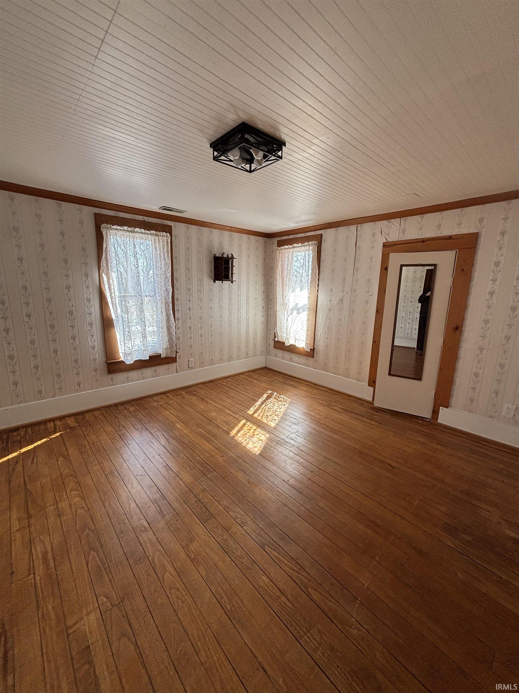 4353 North County Road Spencerville, IN 46788 - Photo 11 of 31