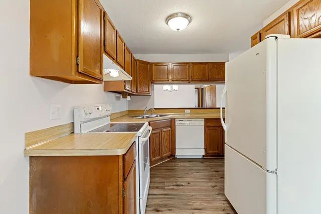 $200,000 | 5998 Fernwood Street, Shoreview, MN 55126