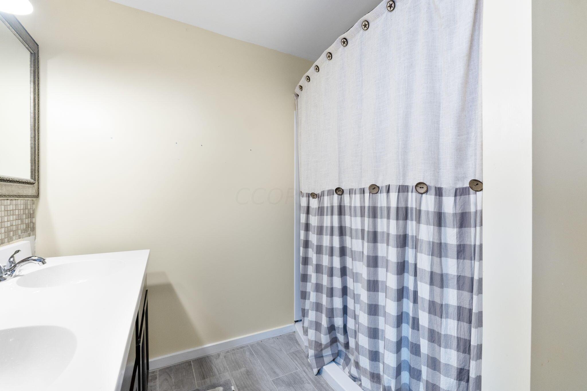 86 South Street La Rue, OH 43332 - Photo 39 of 59 86 South St (Interior)-26