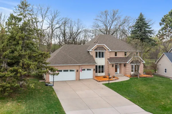 $875,000 | 9376 Wedgewood Drive, Woodbury, MN 55125