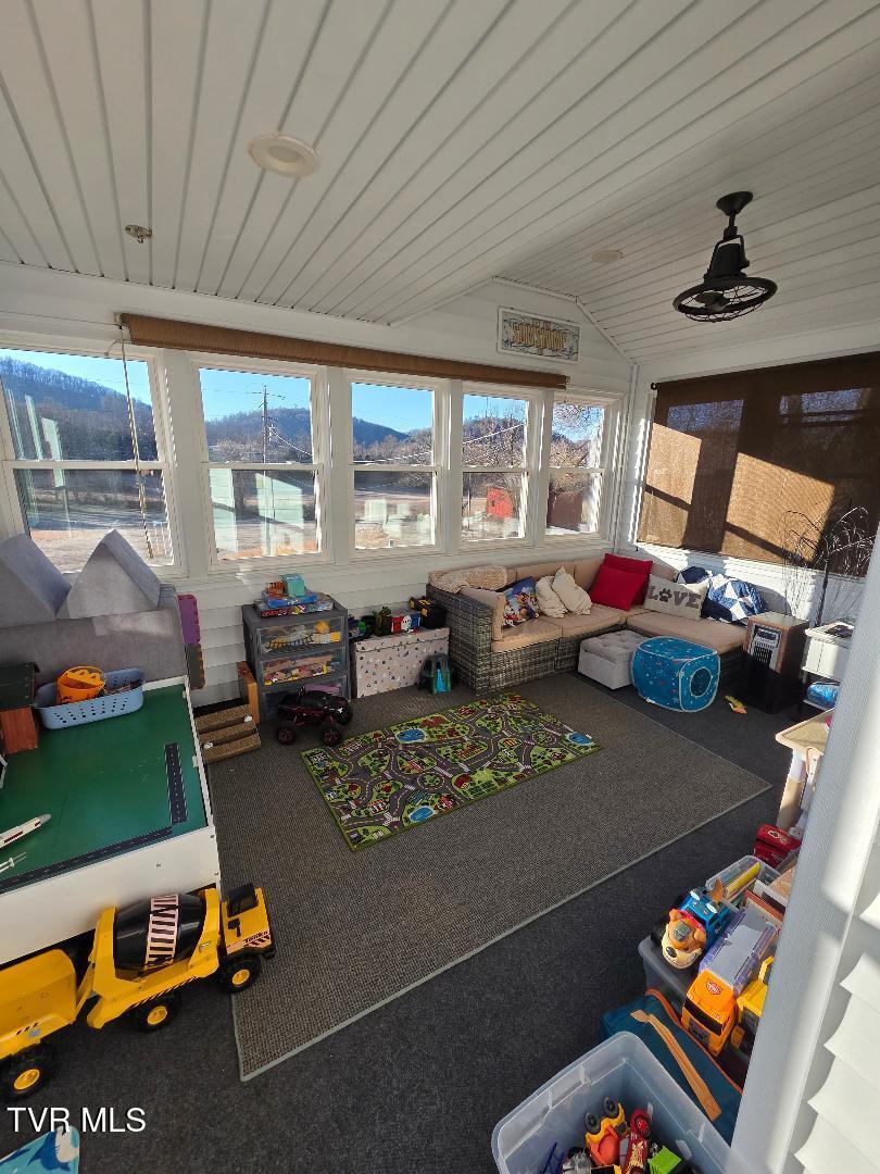 174 Double Springs Road Fall Branch, TN 37656 - Photo 10 of 30 Sunroom