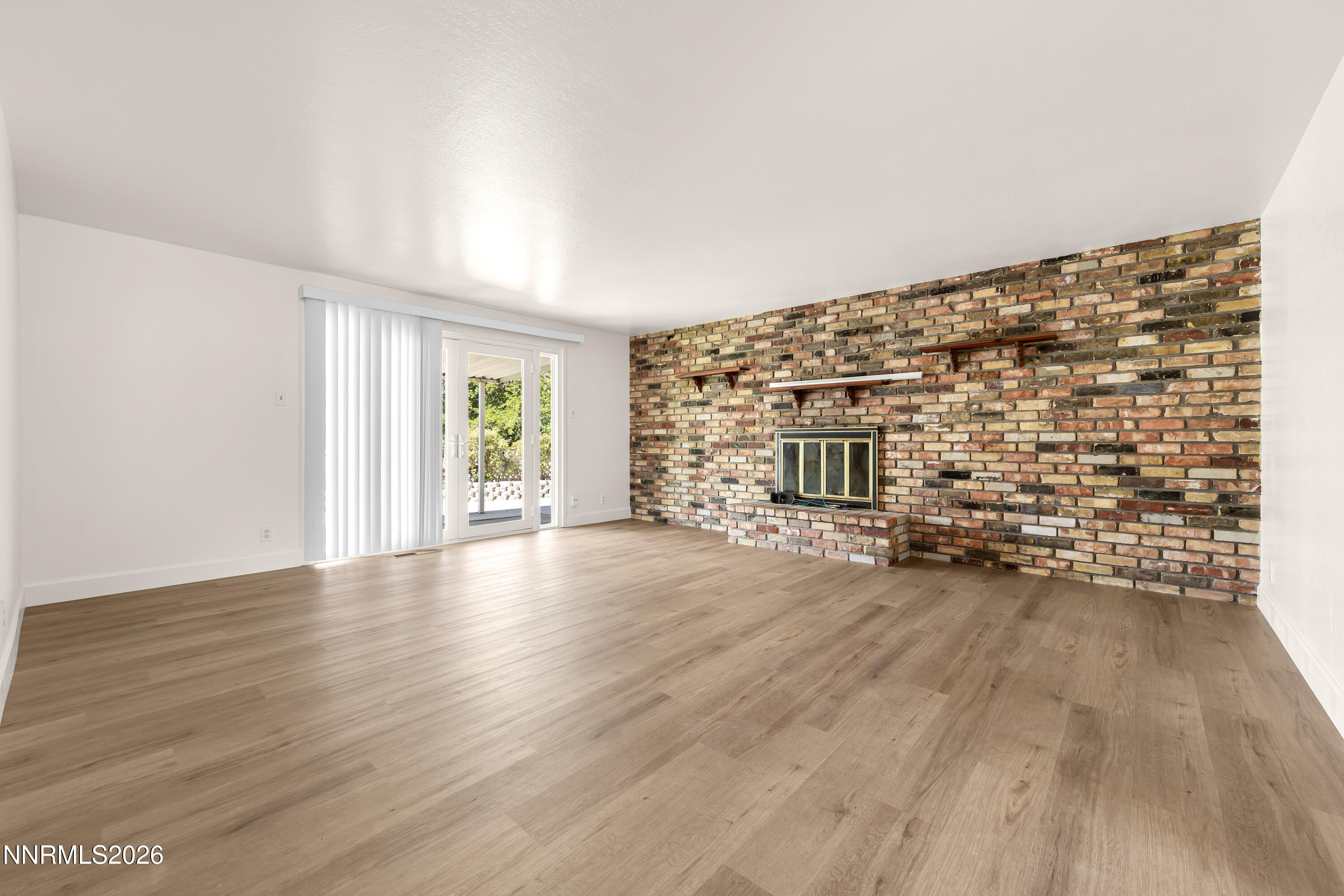 2501 Trentham Way Reno, NV 89509 - Photo 17 of 36 Trentham2501-006