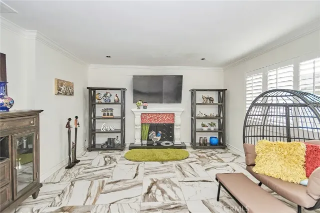 $668,000 | 11742 215th Street, Unit 8, Lakewood, CA 90715