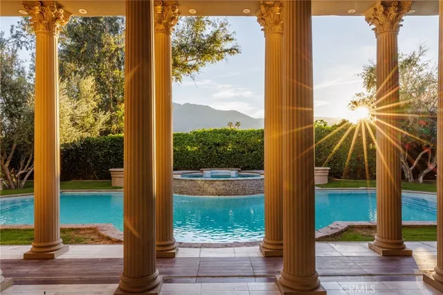 $2,900,000 | 41511 Bob Hope Drive, Rancho Mirage, CA 92270