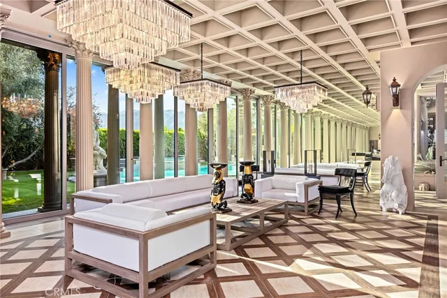 $2,900,000 | 41511 Bob Hope Drive, Rancho Mirage, CA 92270