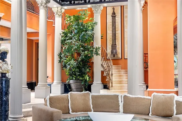 $2,900,000 | 41511 Bob Hope Drive, Rancho Mirage, CA 92270